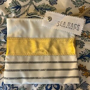 NWT Authentic Maine Sea Bag - Gold and White Crossbody Bag